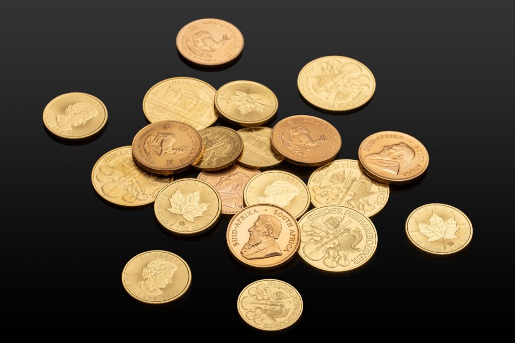 Monedas de oro de inversión Krugerrand, Maple Leaf y otras